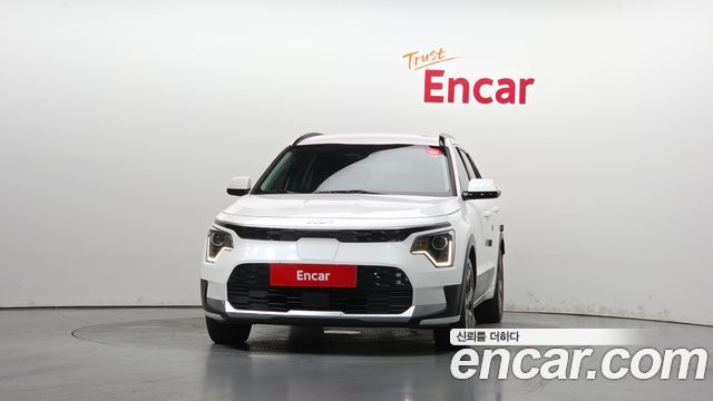 Kia Niro EV Air 2023 — фото 3