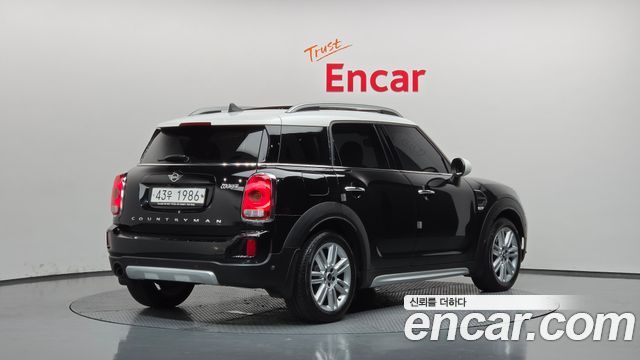 MINI Cooper Countryman HIGH 2nd 2018 — фото 2