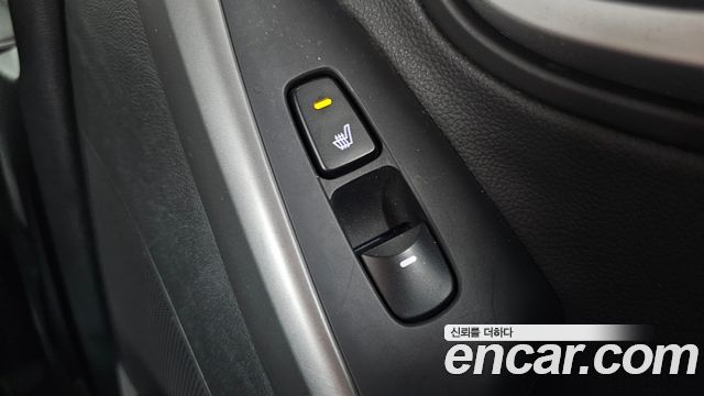 Hyundai Avante 1.6 GDi Premium Standard 2014 — фото 19