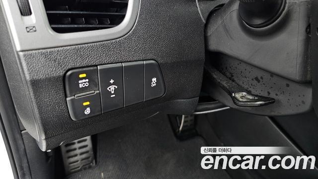 Hyundai Avante 1.6 GDi Premium Standard 2014 — фото 29