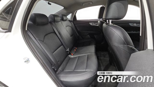 Kia K3 (II) 1.6 Prestige 2022 — фото 11