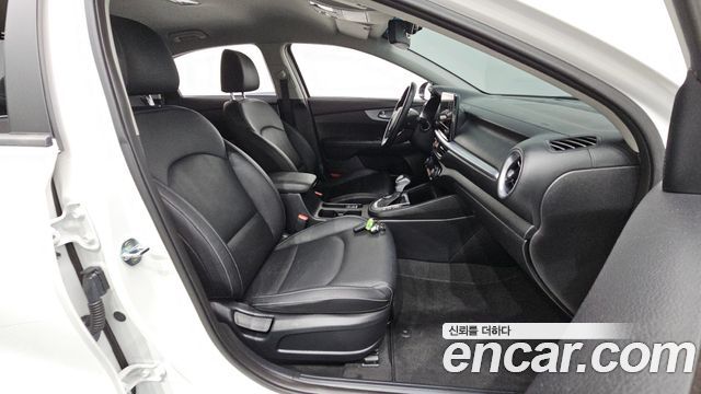 Kia K3 (II) 1.6 Prestige 2022 — фото 12