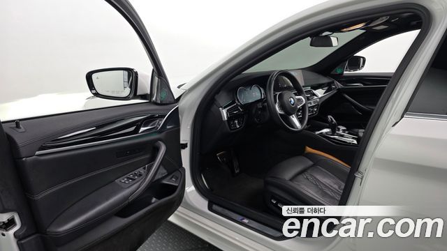 BMW 5 Series (G30) 530i M Sport Package Plus 2018 — фото 10