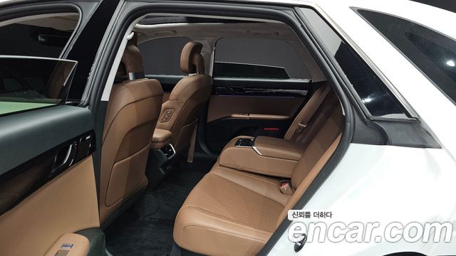 Hyundai Grandeur (GN7) 2,5 Gasoline 2WD Calligraphy 2023 — фото 12