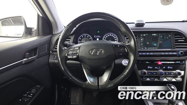 Hyundai Avante (AD) 1.6 Smart 2019 — фото 12