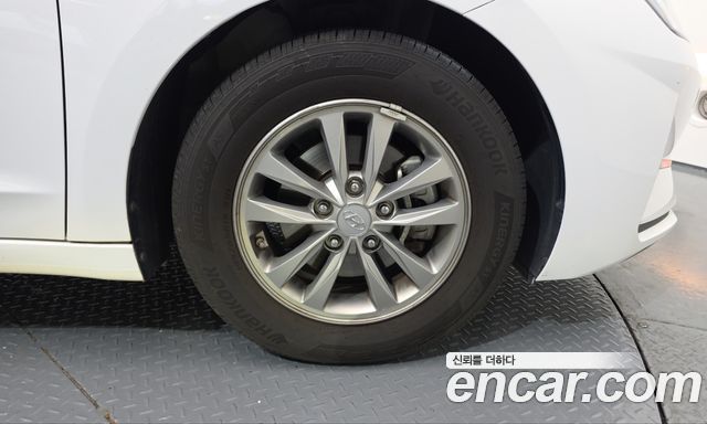 Hyundai Avante (AD) 1.6 Smart 2019 — фото 21