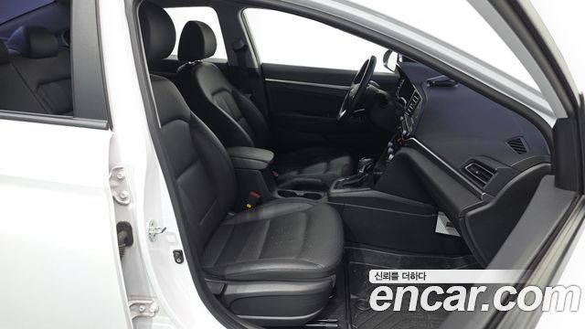 Hyundai Avante (AD) 1.6 Smart 2019 — фото 26