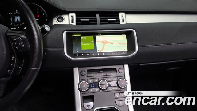 Land Rover Range Rover Evoque 2.0 TD4 SE Dynamic Convertible 2018 — фото 13