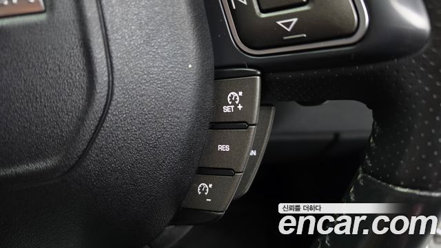 Land Rover Range Rover Evoque 2.0 TD4 SE Dynamic Convertible 2018 — фото 16
