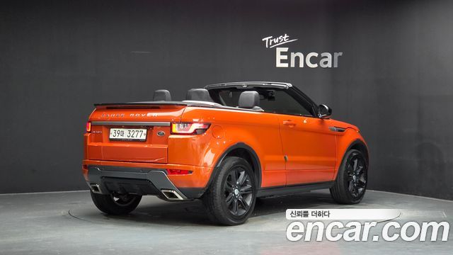 Land Rover Range Rover Evoque 2.0 TD4 SE Dynamic Convertible 2018 — фото 32