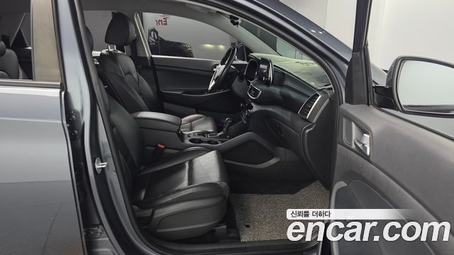 Hyundai Tucson Diesel 2.0 2WD Modern 2019 — фото 11