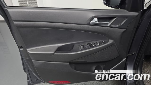 Hyundai Tucson Diesel 2.0 2WD Modern 2019 — фото 24