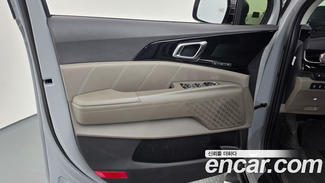 Kia Carnival (IV) Gasoline 7 Seater X Line 2026 — фото 25