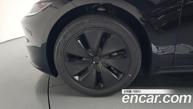 Tesla Model 3 Long Range AWD 2024 — фото 5