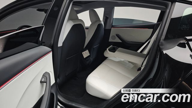 Tesla Model 3 Long Range AWD 2024 — фото 12