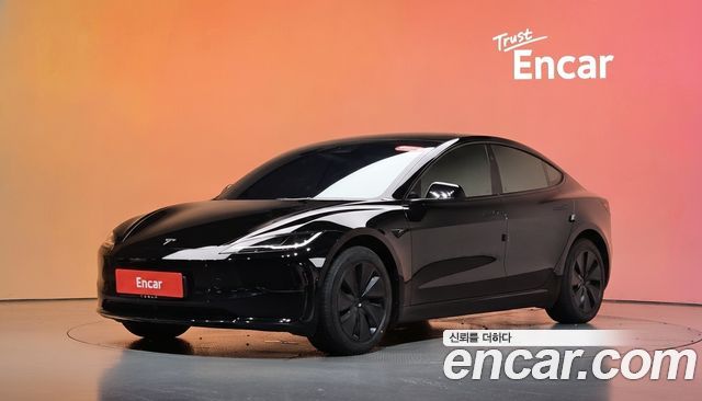 Tesla Model 3 Long Range AWD