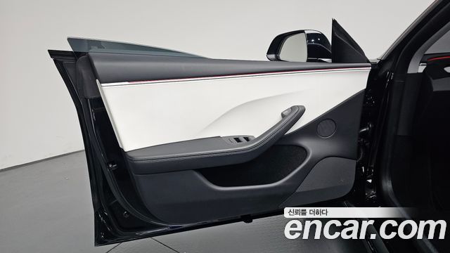 Tesla Model 3 Long Range AWD 2024 — фото 24