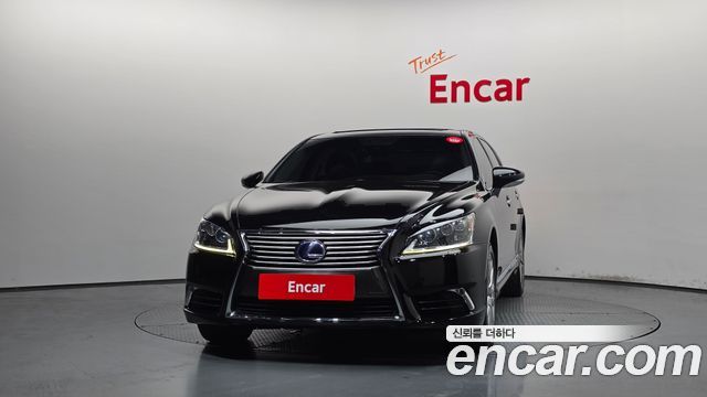 Lexus LS600hL 5-Seats Ottoman XF40 2016 — фото 3
