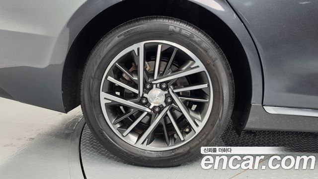 Hyundai Grandeur (IG) 2.5 Premium Choice 2021 — фото 21