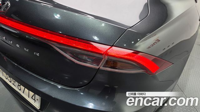 Hyundai Grandeur (IG) 2.5 Premium Choice 2021 — фото 23