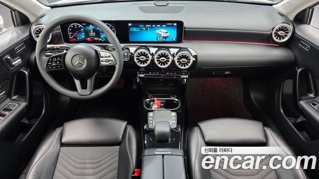 Mercedes-Benz A-Class (W177) A220 Hatchback 2020 — фото 7