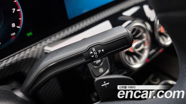 Mercedes-Benz A-Class (W177) A220 Hatchback 2020 — фото 9