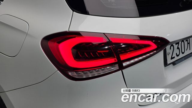 Mercedes-Benz A-Class (W177) A220 Hatchback 2020 — фото 23
