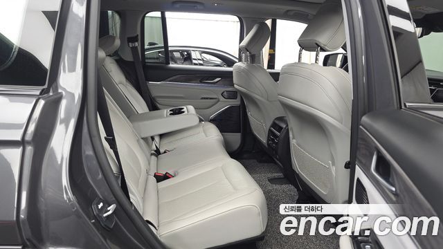 Jeep Grand Cherokee (WL) 3.6 Overland 2023 — фото 12