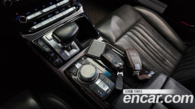 Genesis EQ900 3.3 T-GDI AWD Luxury 2016 — фото 9