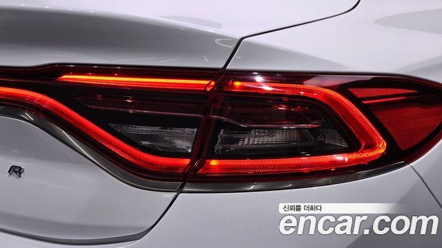 Hyundai Grandeur (IG) 2.4 Premium 2019 — фото 23