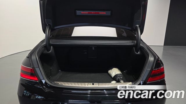 Genesis G90 5.0 AWD Prestige 2019 — фото 20