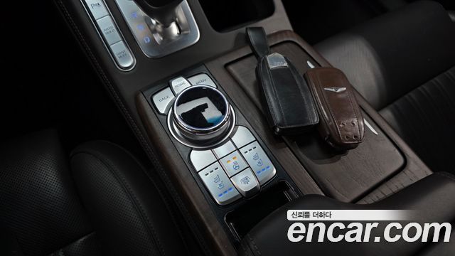 Genesis G90 5.0 AWD Prestige 2019 — фото 29