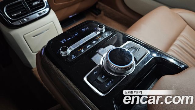 Genesis G90 3.8 AWD Luxury 2019 — фото 20