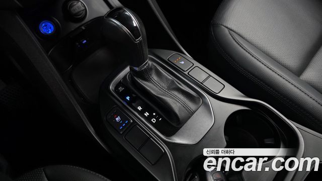 Hyundai Santa Fe (DM) Diesel(e-VGT) 2.0 2WD Premium 2013 — фото 9