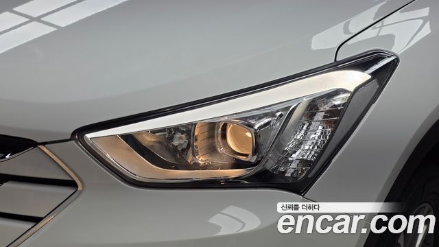 Hyundai Santa Fe (DM) Diesel(e-VGT) 2.0 2WD Premium 2013 — фото 22