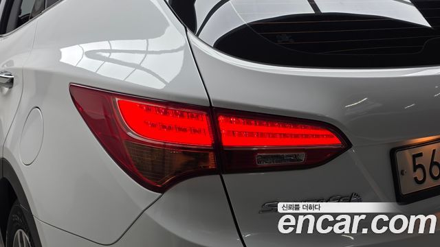 Hyundai Santa Fe (DM) Diesel(e-VGT) 2.0 2WD Premium 2013 — фото 23