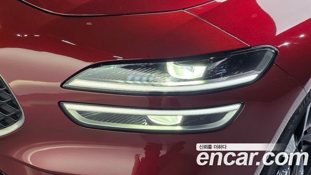 Genesis G70 Shooting Brake Gasoline 2.0T 4WD 2023 — фото 22