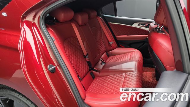 Genesis G70 Shooting Brake Gasoline 2.0T 4WD 2023 — фото 26