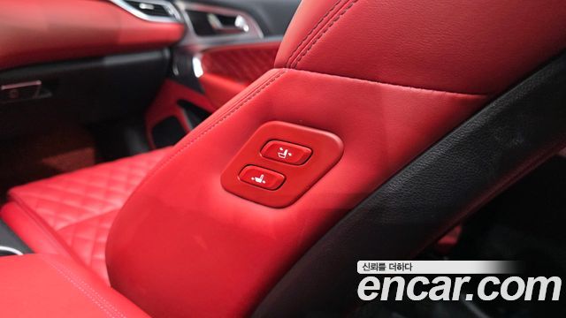 Genesis G70 Shooting Brake Gasoline 2.0T 4WD 2023 — фото 31