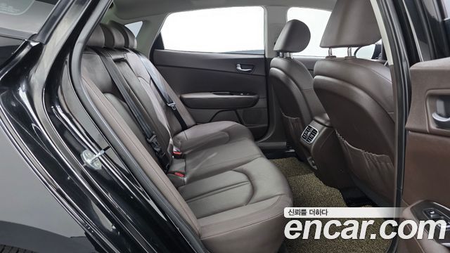 Kia K5 (II) 2.0 Noblesse 2020 — фото 11
