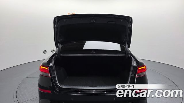 Kia K5 (II) 2.0 Noblesse 2020 — фото 20