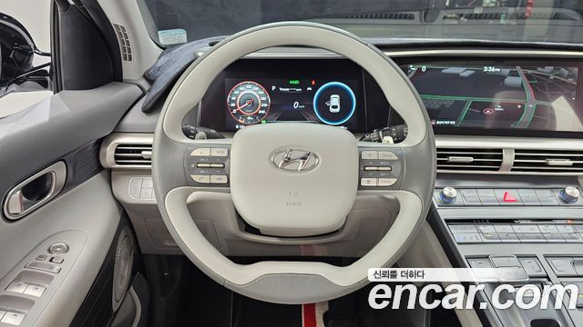 Hyundai Nexo Premium 2023 — фото 13