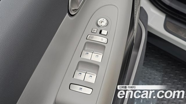 Hyundai Nexo Premium 2023 — фото 17