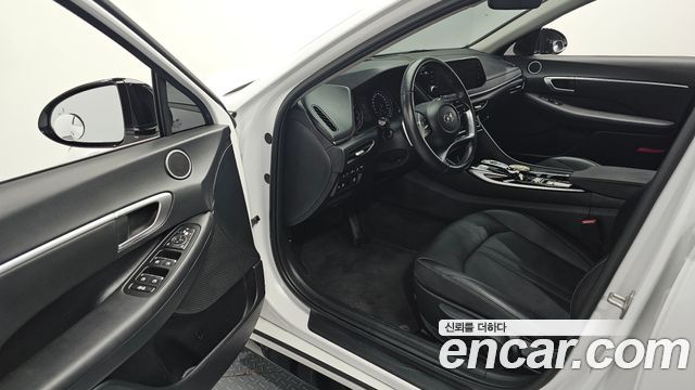 Hyundai Sonata (DN8) 2.0 Modern 2023 — фото 11