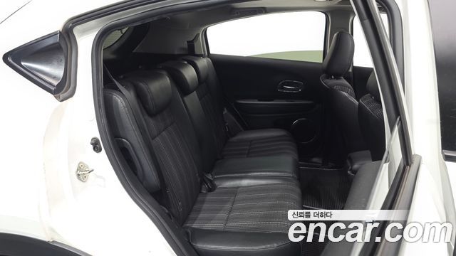 Honda HR-V 1.8 2016 — фото 11