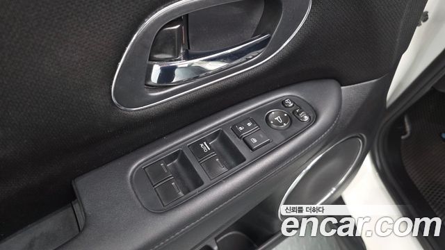 Honda HR-V 1.8 2016 — фото 18