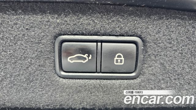 Genesis EQ900 3.8 GDI AWD Premium Luxury 2017 — фото 20