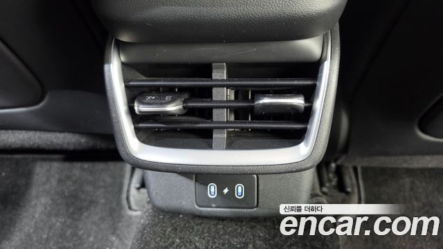 Hyundai Grandeur (GN7) 3,5 Gasoline 4WD Exclusive 2023 — фото 27