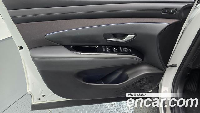 Hyundai Tucson Hybrid (NX4) HEV 1.6 2WD Inspiration 2024 — фото 24