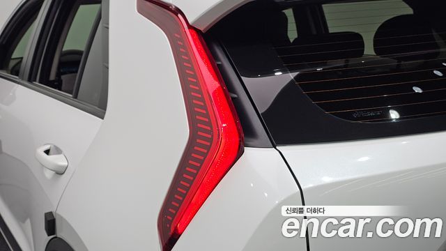 Kia Niro EV Air 2023 — фото 29
